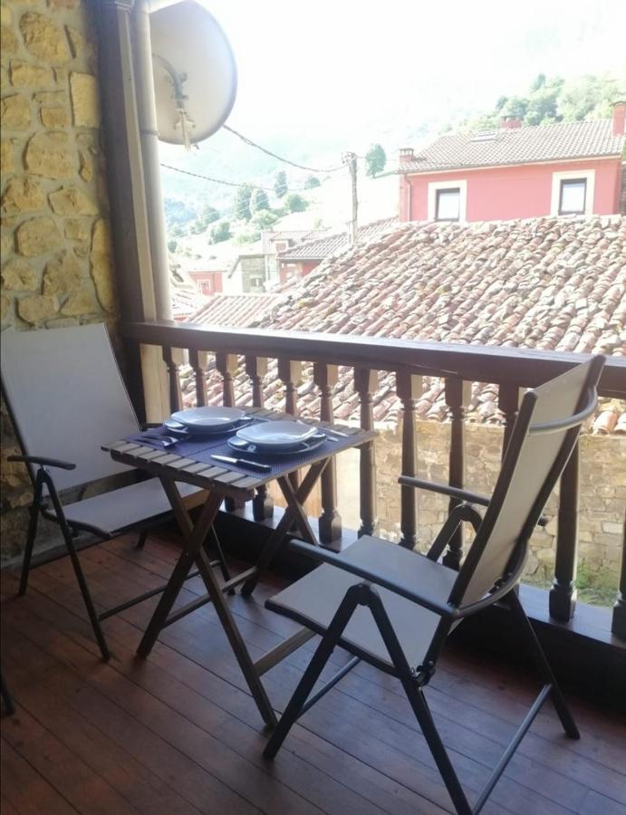 Casa Rural Apartamentos Angel Inguanzo Arenas De Cabrales エクステリア 写真